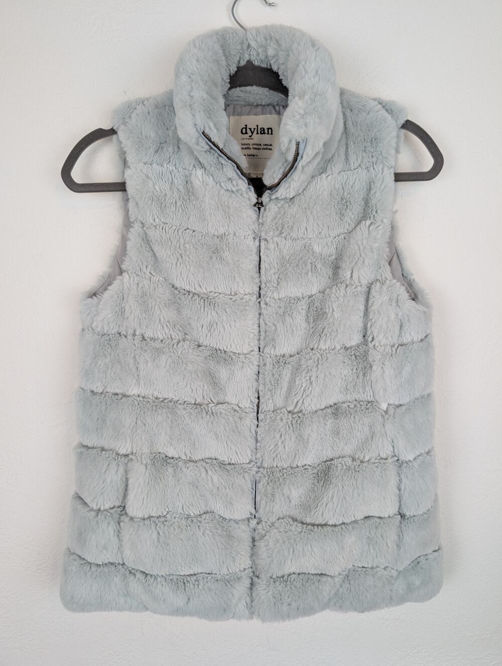 Dylan Vest Faux Fur Zipper Soft Furry Fall Winter Outdoor Silver Gray Size S